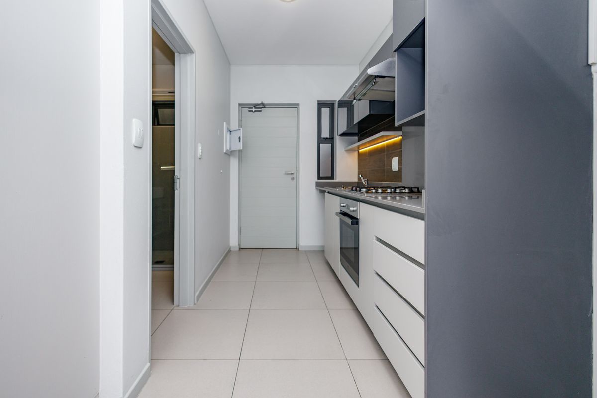 Off The Grid Studio Apartment at The View - Morningside - Photo 5