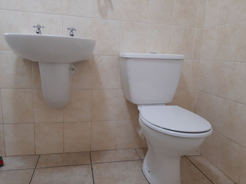 1 bedroom apartment to rent at Epsom Terrace in the heart of Bryanston - Photo 7