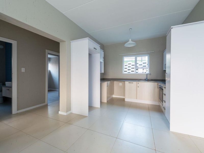 Fantastic Investment Returns with Rental Guarantee. - Photo 8