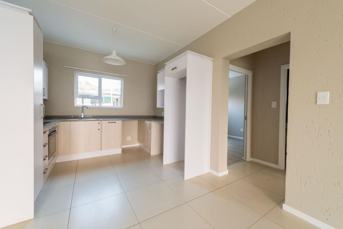 Fantastic Investment Returns with Rental Guarantee. - Photo 3