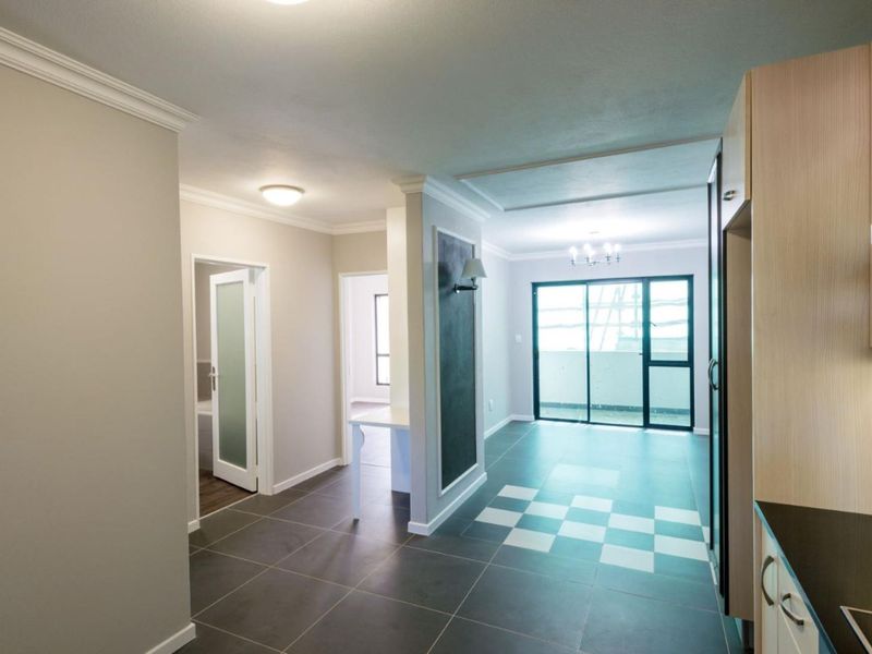 All Offers Considered  – Prime Location. 2 Bedroom 2 Bathroom in a New Development. - Photo 3