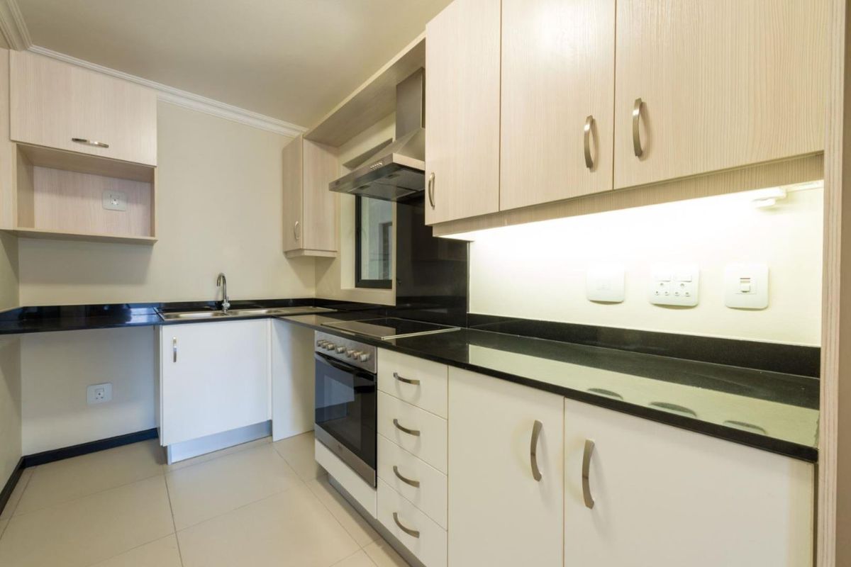 All Offers Considered  – Prime Location. 2 Bedroom 2 Bathroom in a New Development. - Photo 4