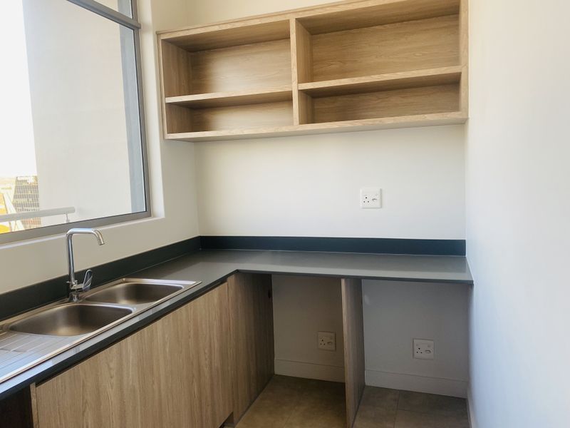 The largest Penthouse on the top floor with a magnificent patio offering the most incredible views - Photo 9