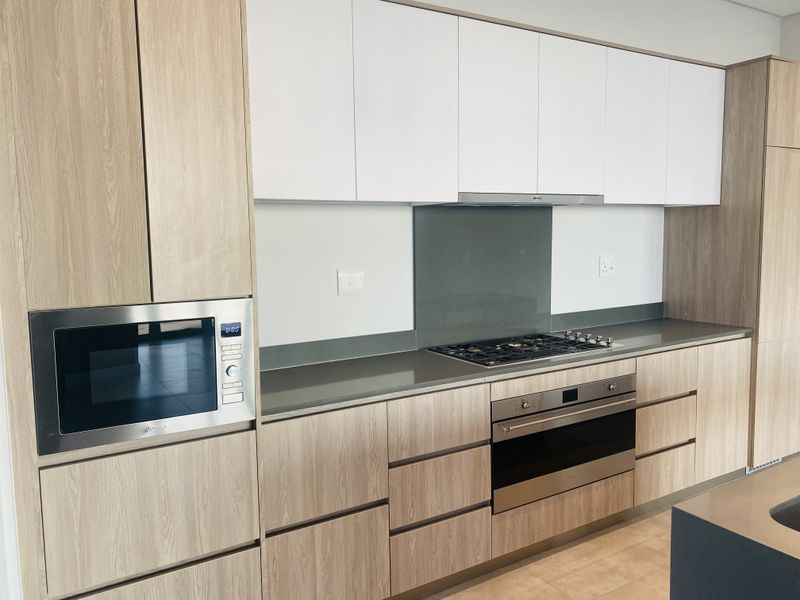 The largest Penthouse on the top floor with a magnificent patio offering the most incredible views - Photo 7