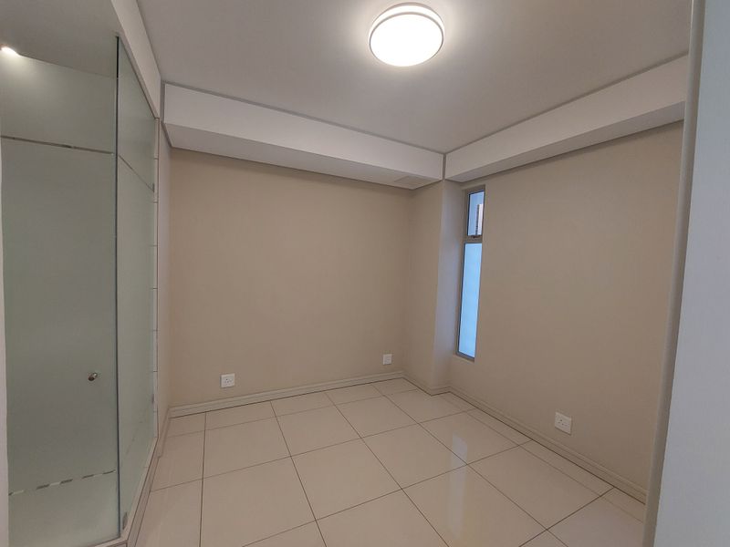 Calling All Executives Who Enjoy the Lock Up and Go Lifestyle - Photo 6