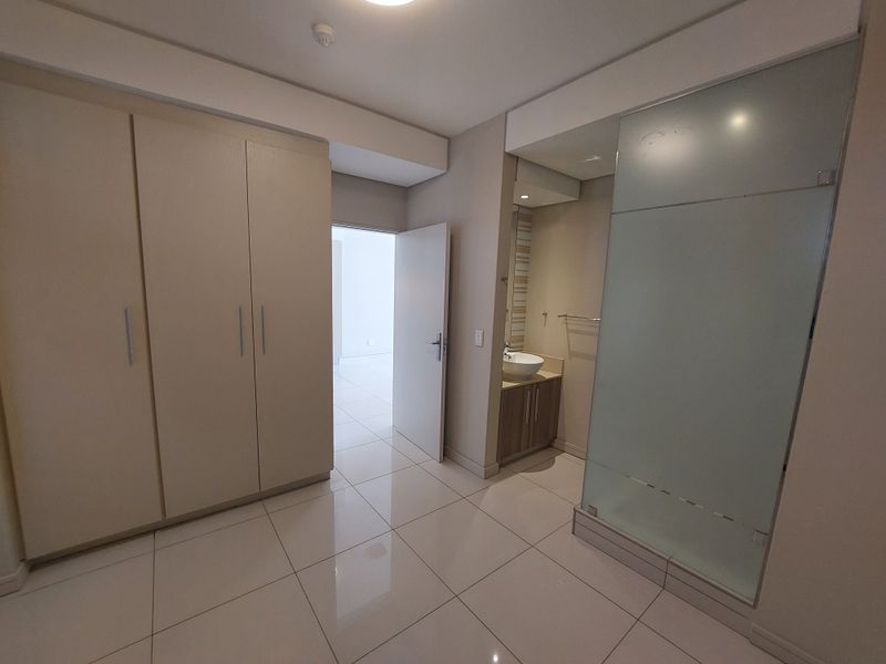 Calling All Executives Who Enjoy the Lock Up and Go Lifestyle - Photo 5