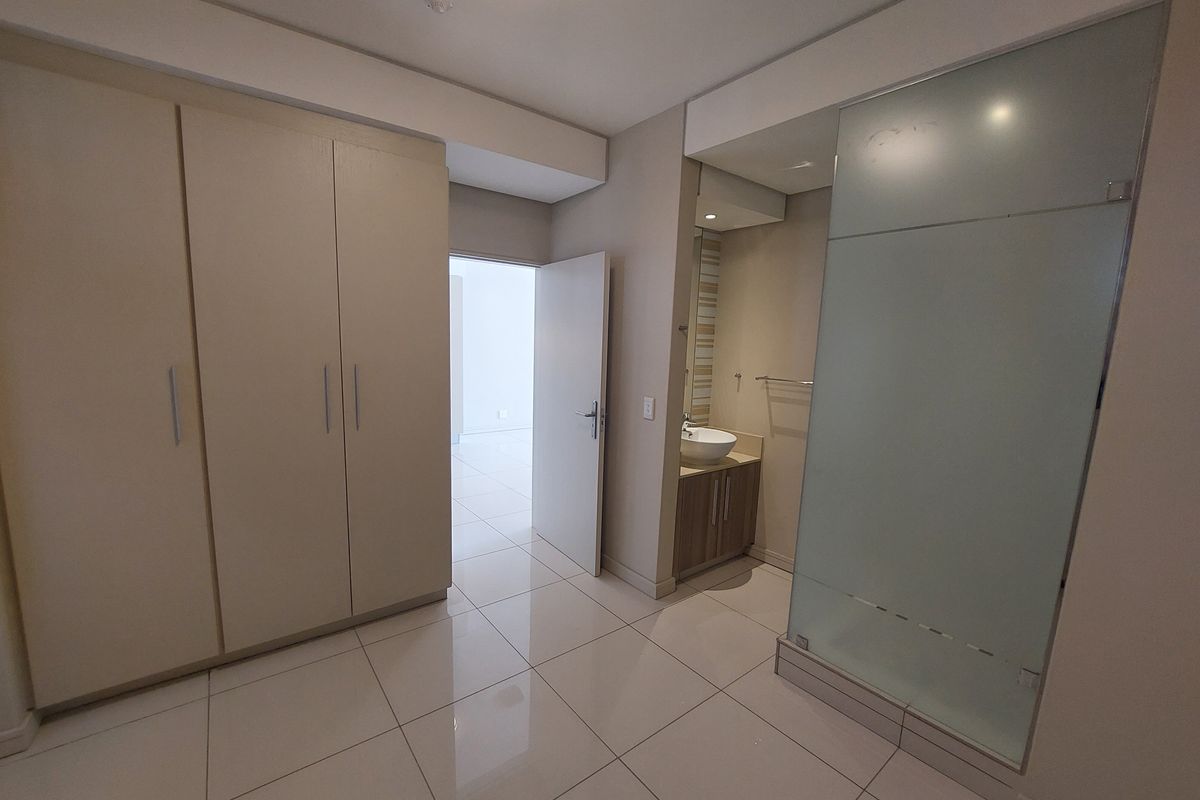 Calling All Executives Who Enjoy the Lock Up and Go Lifestyle - Photo 5