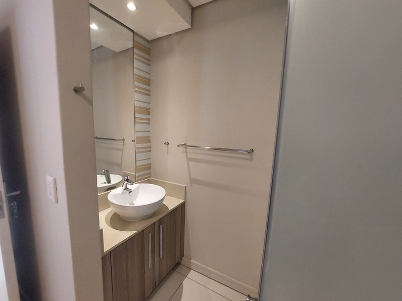 Calling All Executives Who Enjoy the Lock Up and Go Lifestyle - Photo 3