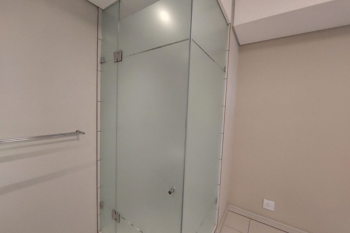 Calling All Executives Who Enjoy the Lock Up and Go Lifestyle - Photo 4