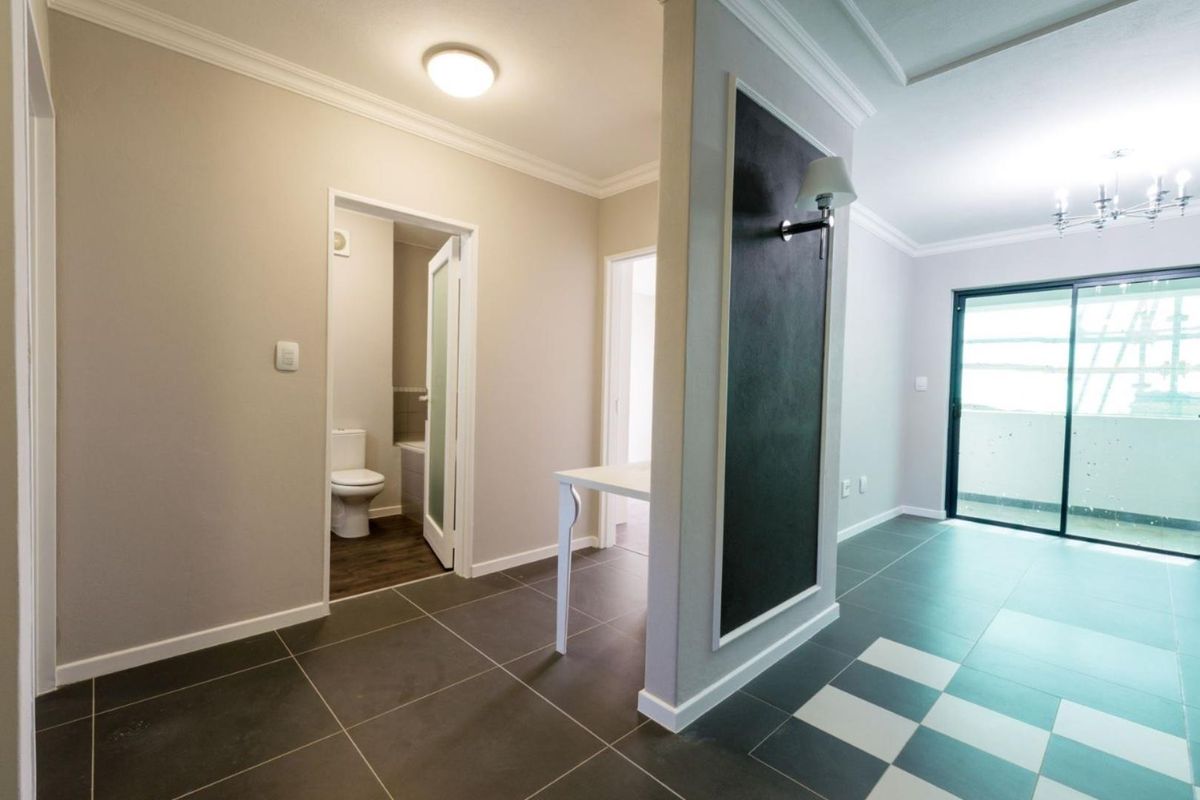 All Offers Considered – Prime Location. 2 Bedroom 2 Bathroom. Cottonwoods. - Photo 4