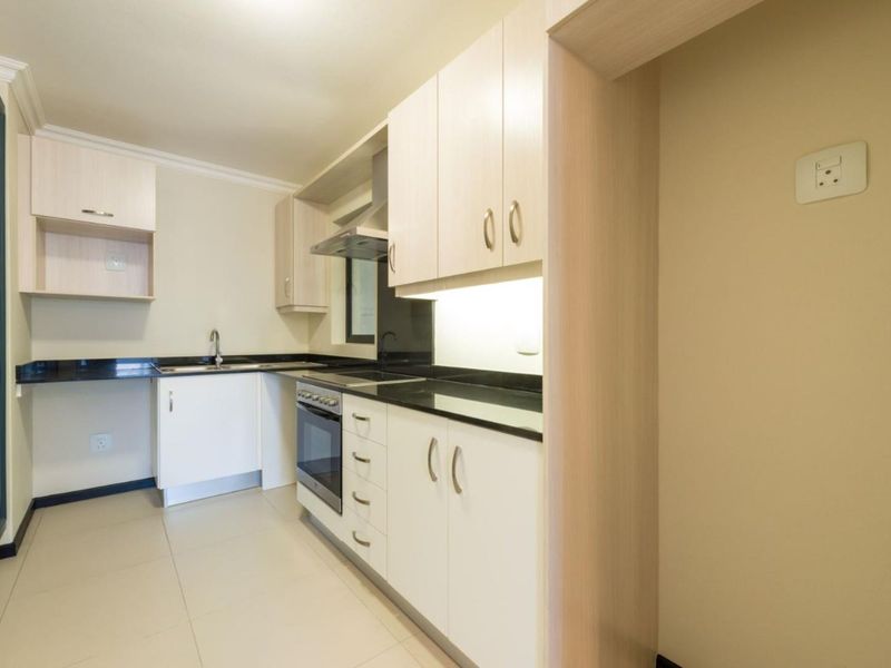 All Offers Considered – Prime Location. 2 Bedroom 2 Bathroom. Cottonwoods. - Photo 7