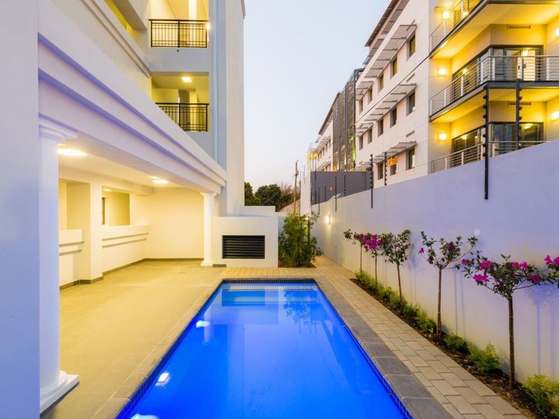 All Offers Considered. Stylish 2 Bed 2 Bath Apartment in this New Development, Cottonwoods - Photo 4