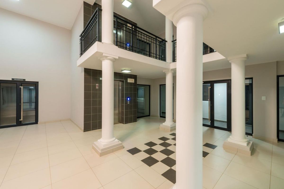 All Offers Considered. Stylish 2 Bed 2 Bath Apartment in this New Development, Cottonwoods - Photo 2