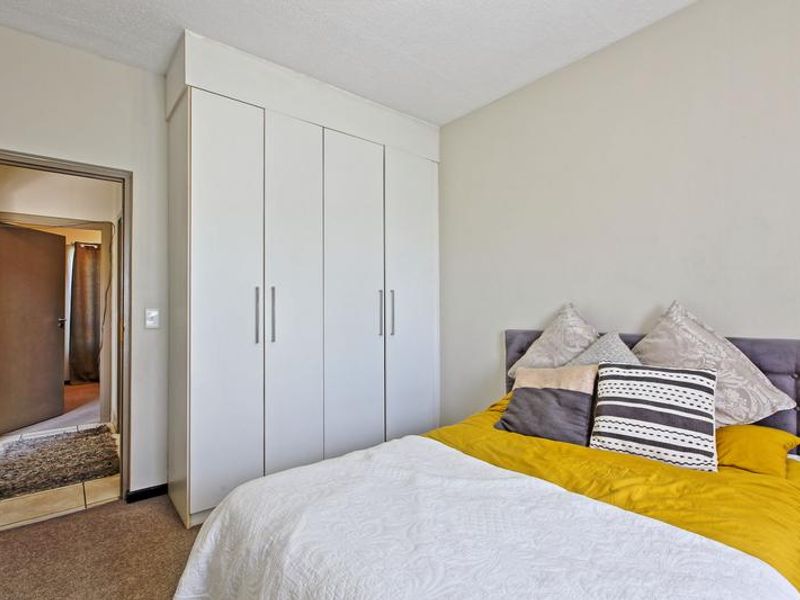 2 Bed 1 Bath First floor loft unit in Matika Lifestyle Estate - Photo 9