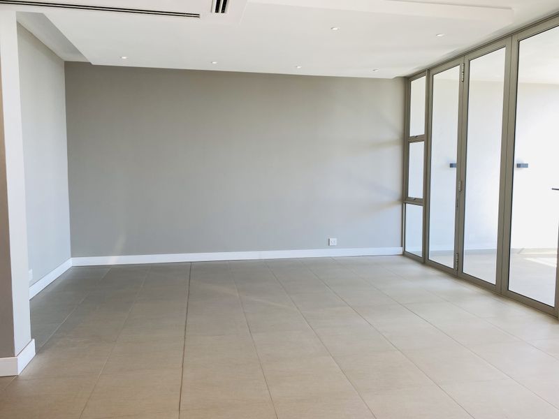 Stunning Penthouse Apartment with Views Across Joburg - Photo 4