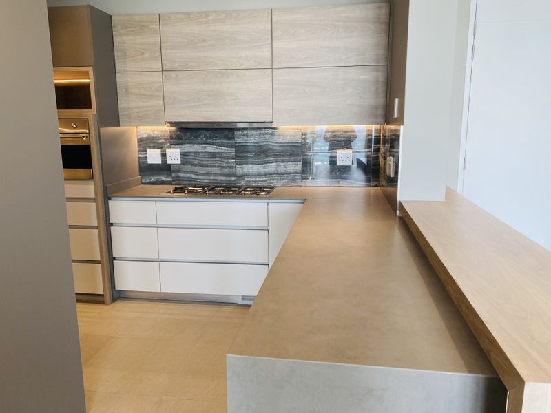 Stunning Penthouse Apartment with Views Across Joburg - Photo 8