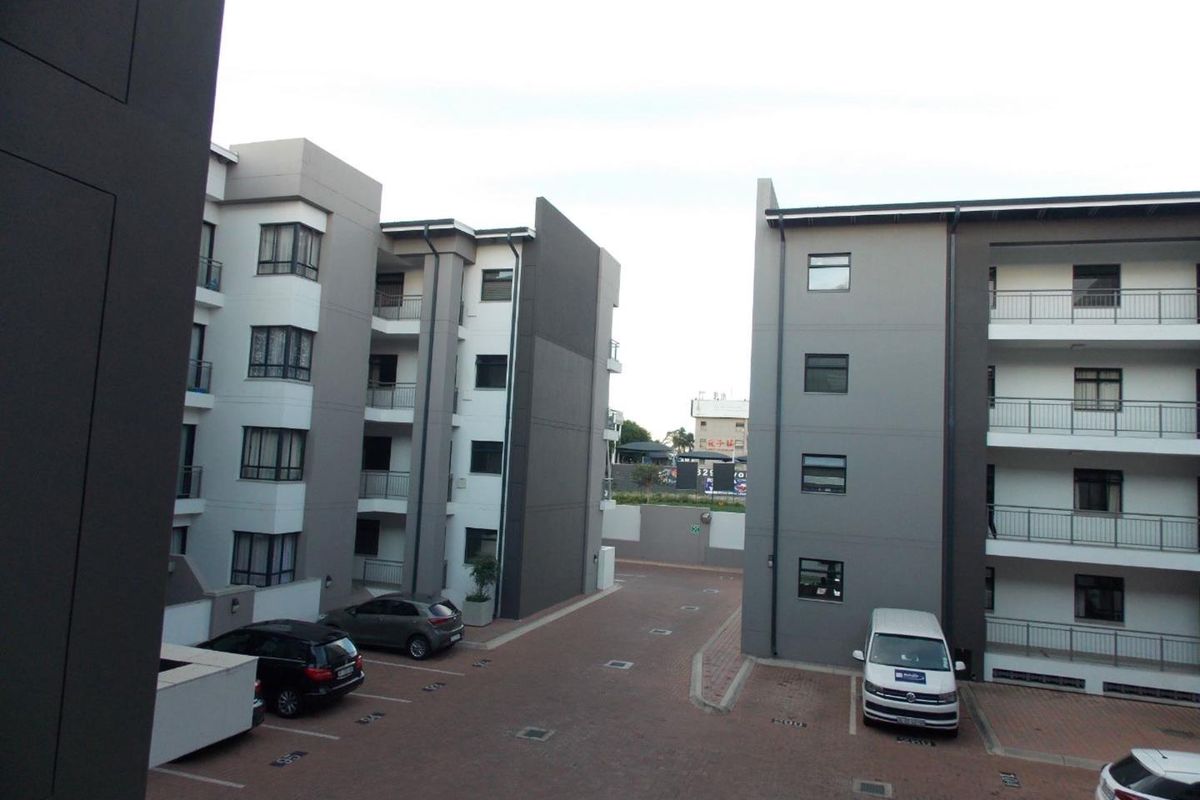 1 Bedroom 1 Bathroom  3rd floor apartment at The Atrium - Photo 3