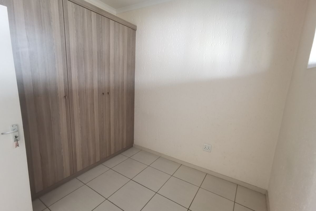 2 Bed 1 Bath  First floor unit in Greenwich Village - Photo 5