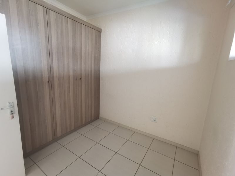 2 Bed 1 Bath  First floor unit in Greenwich Village - Photo 5