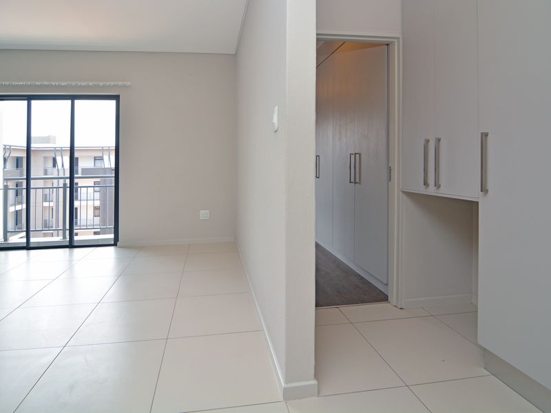 Modern 2 Bed 1 Bath Apartment - Investor Package Available - Photo 7