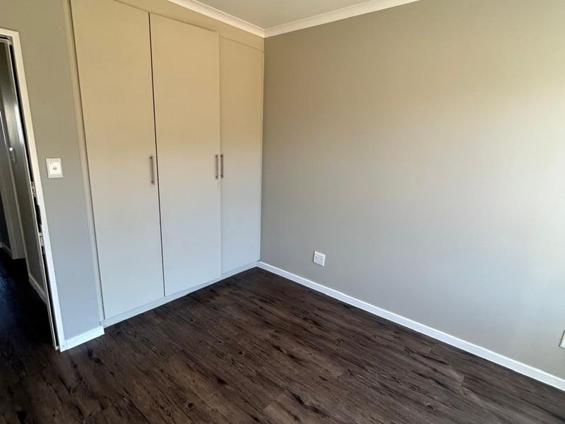 3 Bed 2 Bath duplex garden unit in Habitat on Cowley - Photo 8