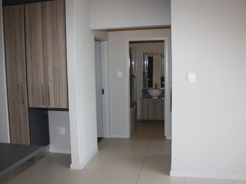 Modern 2 Bed, 1 Bath Apartment –Investor Package Available - Photo 10