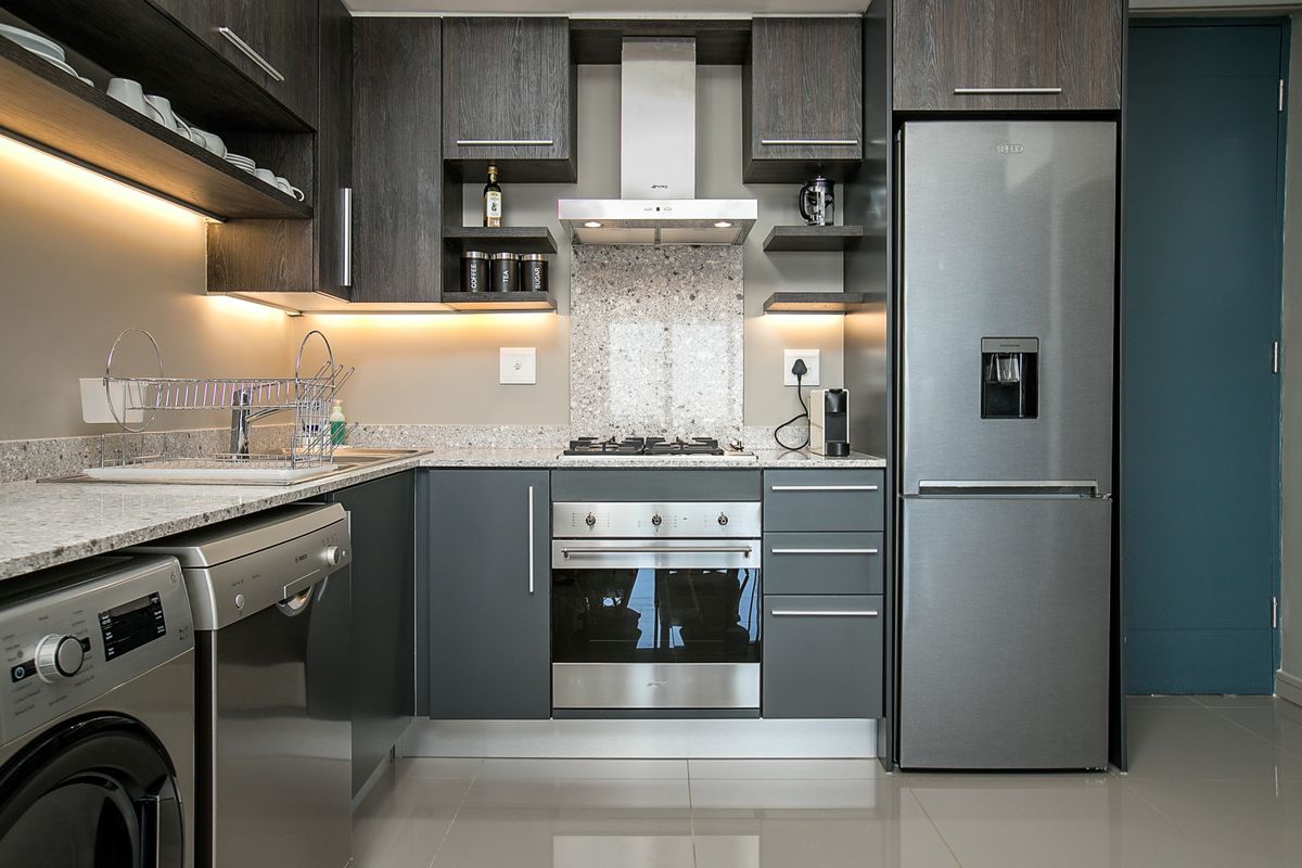 2-Bedroom, 2-Bathroom Apartment for Sale in the Heart of Rosebank - Photo 4