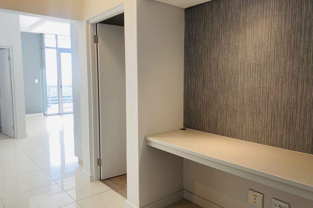 Stylish Luxury Off-The-Grid Apartments In The Centre Of Rosebank - Photo 3