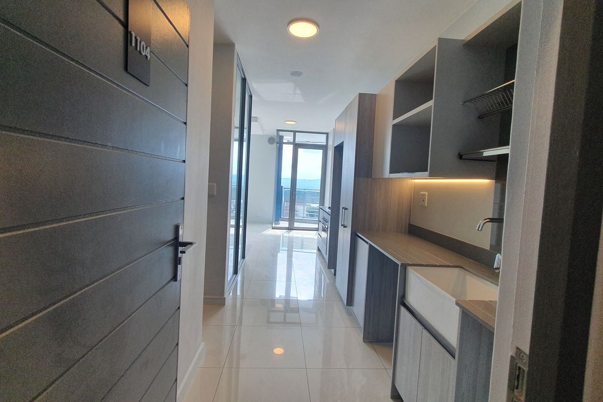 Stylish Luxury Off-The-Grid Apartments In The Centre Of Rosebank - Photo 2