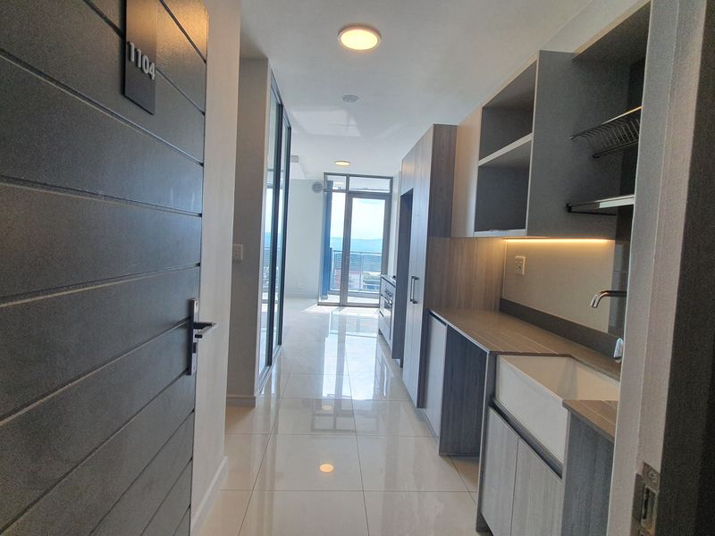 Stylish Luxury Off-The-Grid Apartments In The Centre Of Rosebank - Photo 2