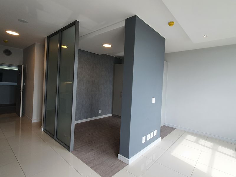 Stylish Luxury Off-The-Grid Apartments In The Centre Of Rosebank - Photo 7