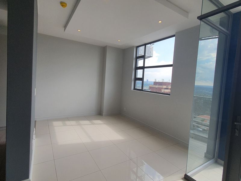 Stylish Luxury Off-The-Grid Apartments In The Centre Of Rosebank - Photo 6