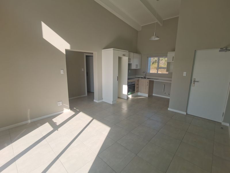 Stylish Yet Practical 2 Bedroom 2 Bathroom Apartment in the Paulshof - Photo 3