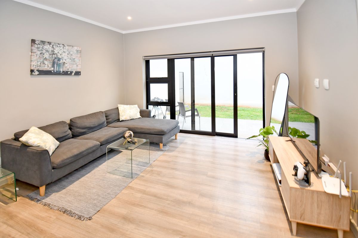 1 Bedroom Ground Floor Apartment Available In Rosebank - Photo 5