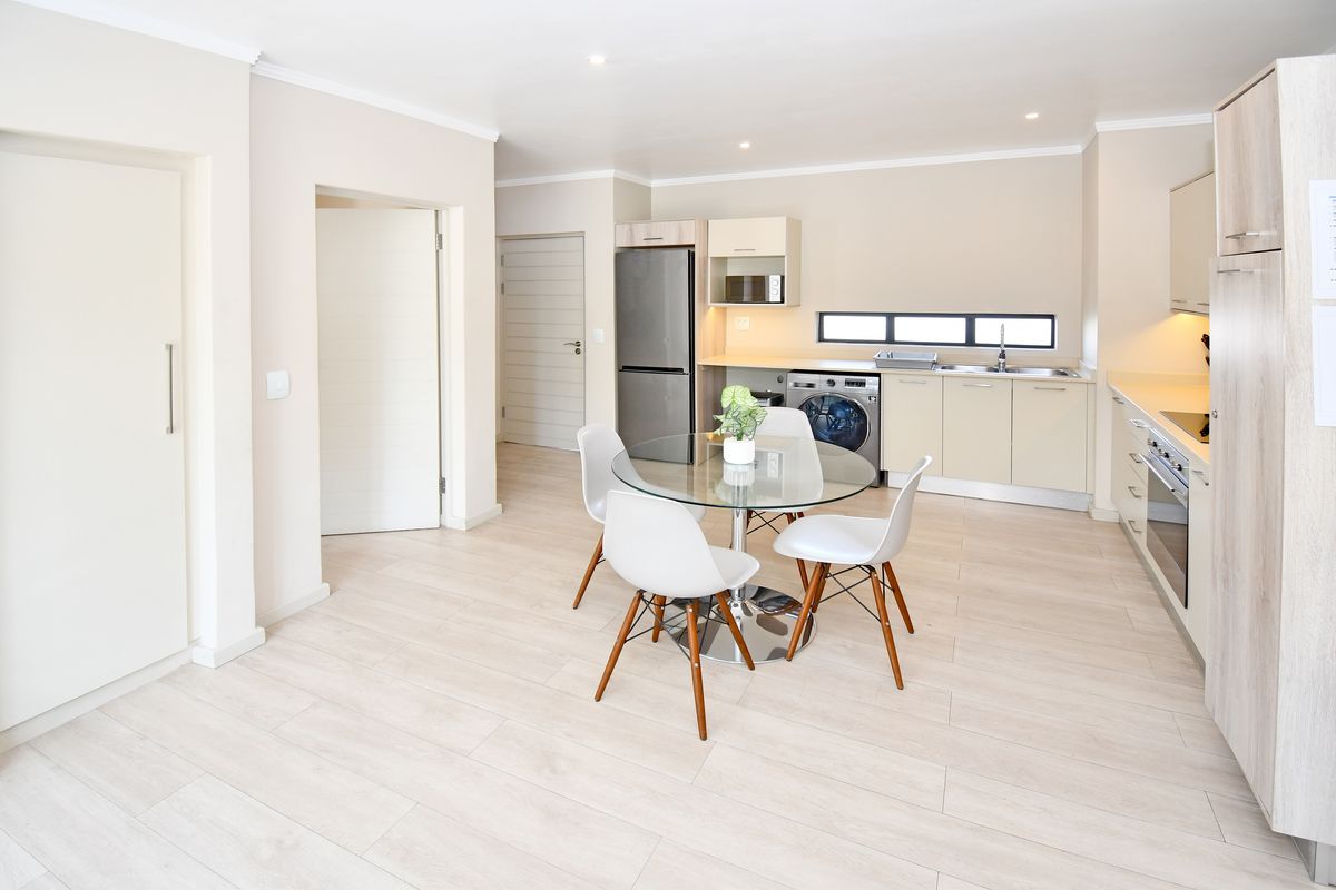 Modern 1 Bedroom Apartment for Sale at The Galleries Rosebank - Photo 2