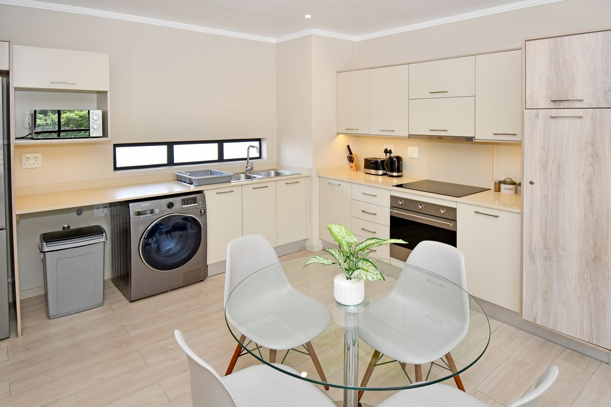 Modern 1 Bedroom Apartment for Sale at The Galleries Rosebank - Photo 5