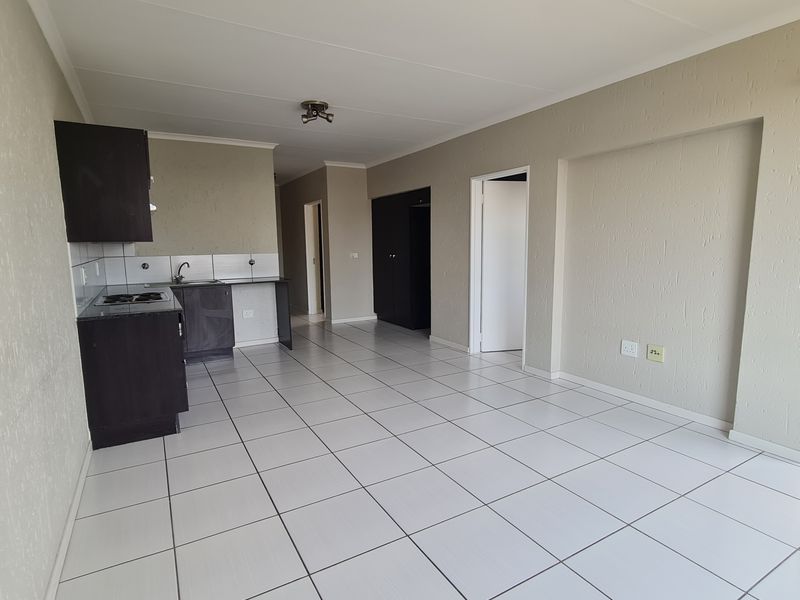 Spacious 2 Bed 2 Bath unit in Greenwich Village - Photo 3