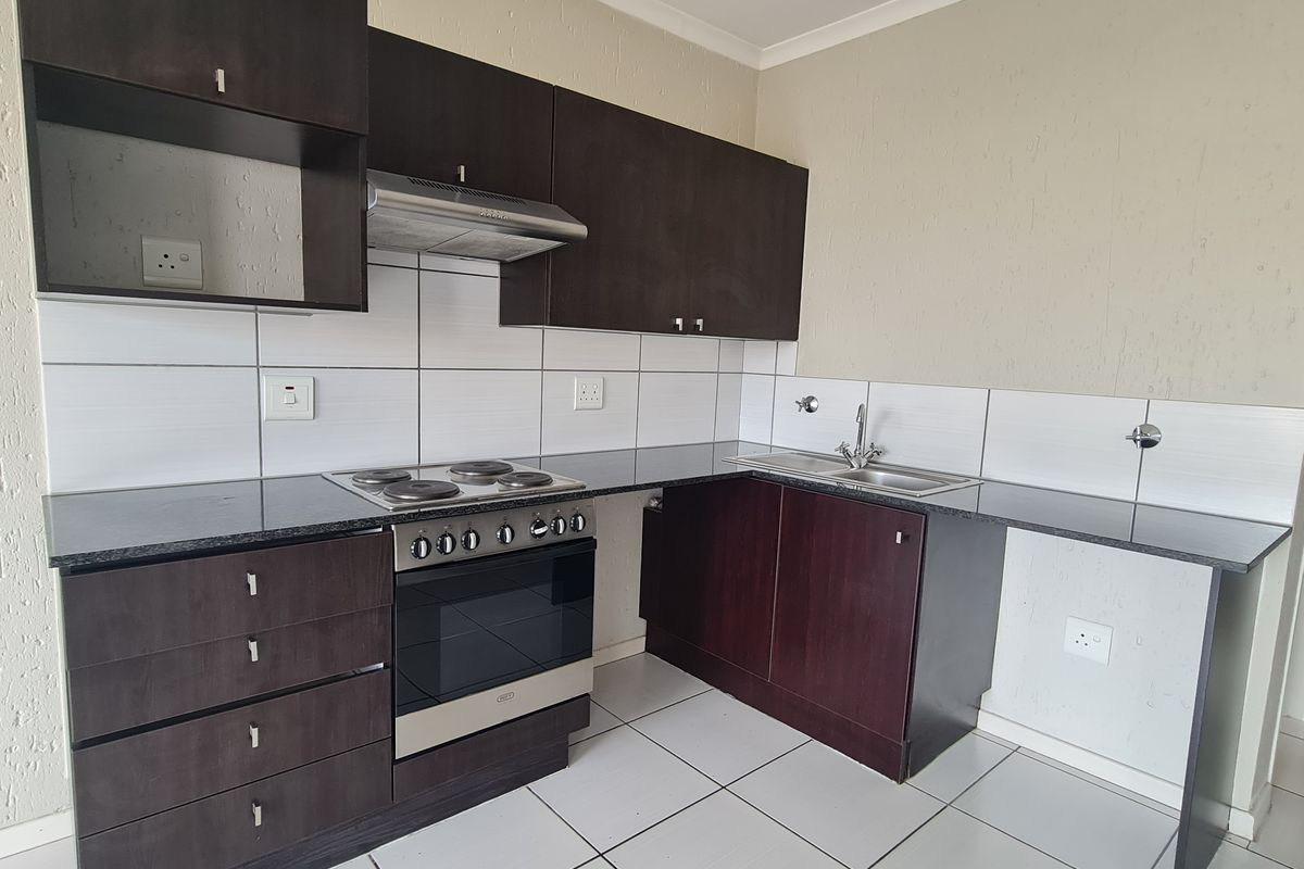 Spacious 2 Bed 2 Bath unit in Greenwich Village - Photo 5