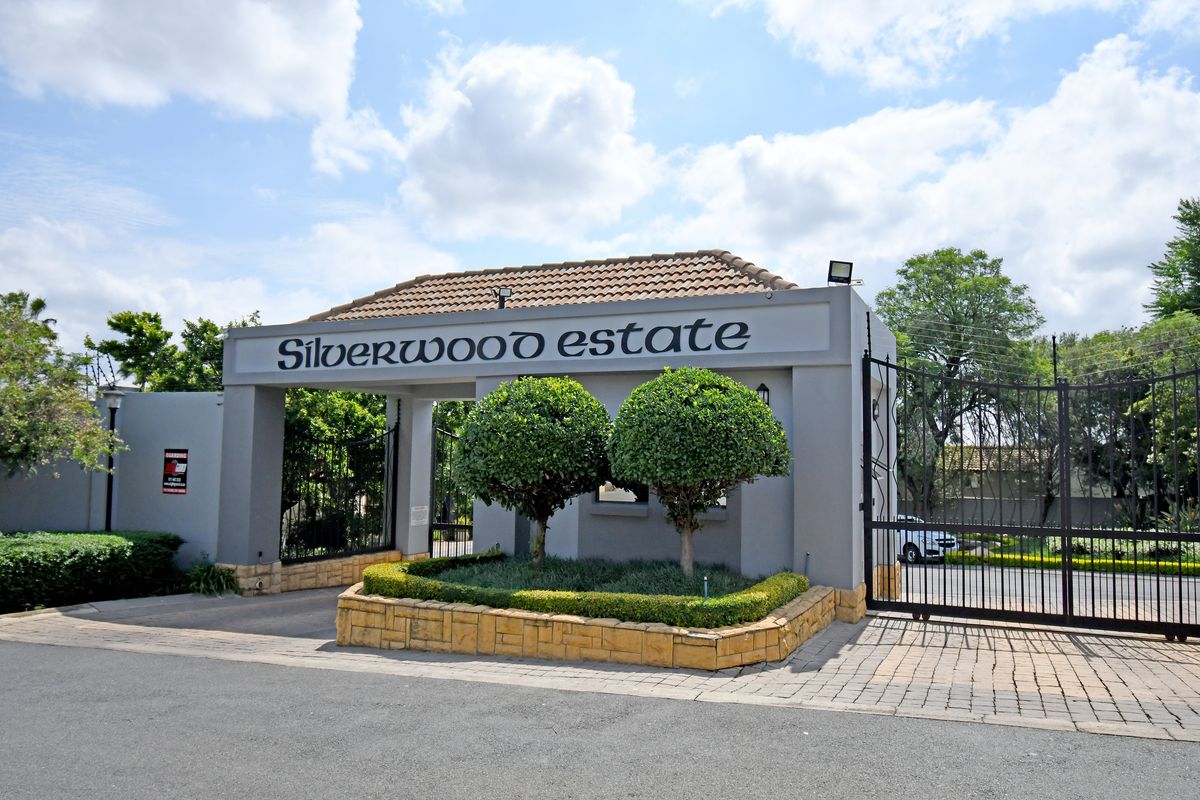 Search no more. This spacious family home is waiting just for you - Photo 2