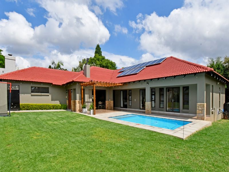 Search no more. This spacious family home is waiting just for you - Photo 3