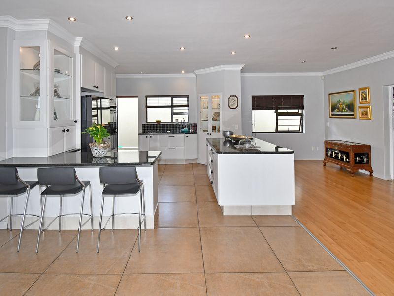 Search no more. This spacious family home is waiting just for you - Photo 10