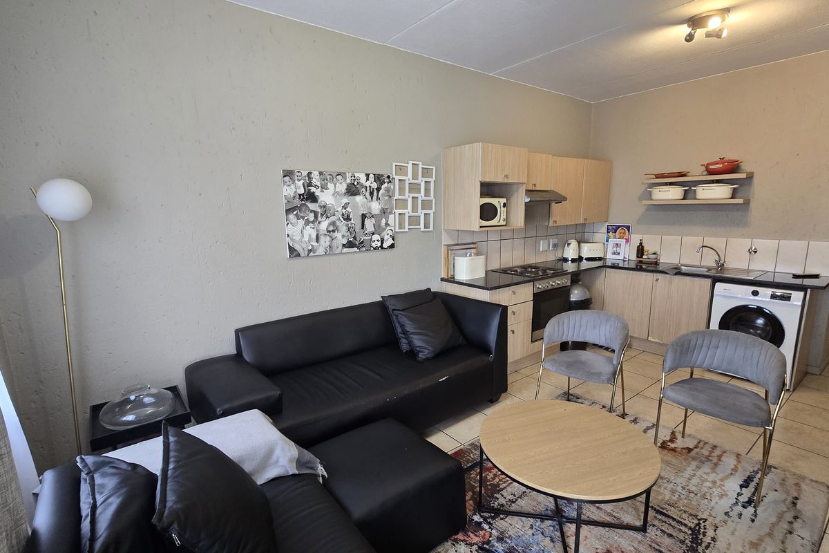 2 Bedroom Apartment for Sale in Ferndale - Photo 4