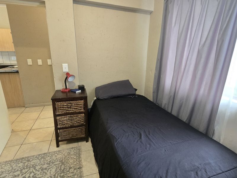 2 Bedroom Apartment for Sale in Ferndale - Photo 10