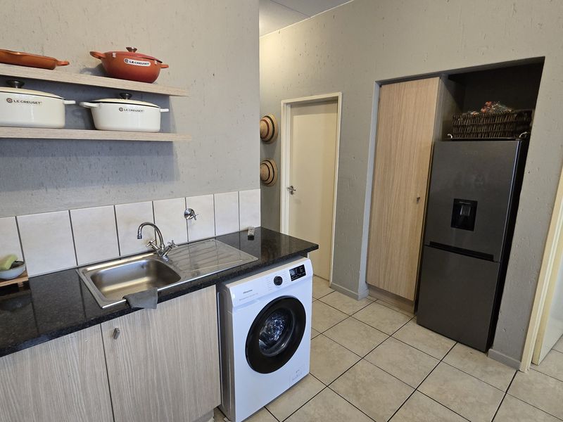 2 Bedroom Apartment for Sale in Ferndale - Photo 5