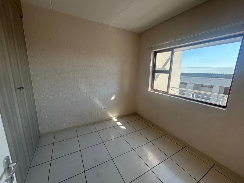 Stunning 2 Bedroom Apartment To Let in Paulshof – Secure & Modern Living! - Photo 6