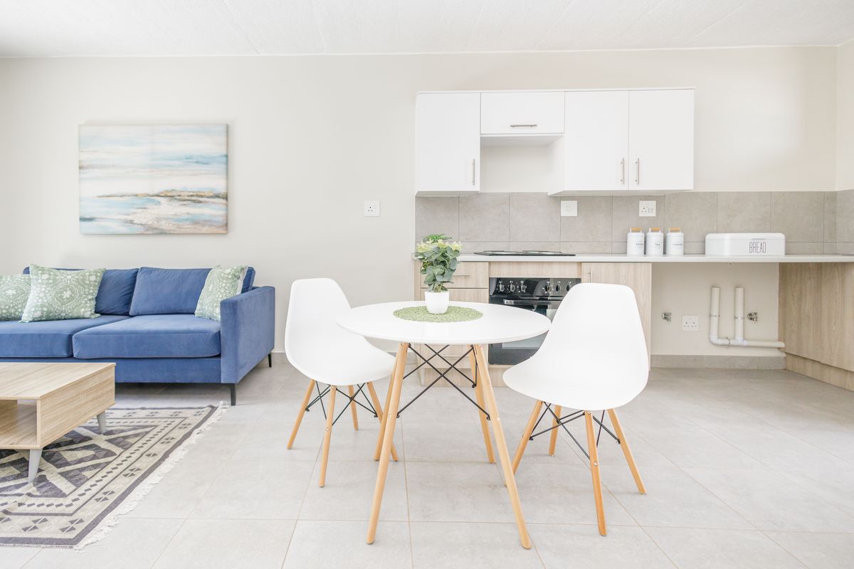 Modern Building – 2 Bedroom 1 Bathroom Apartment - Photo 3