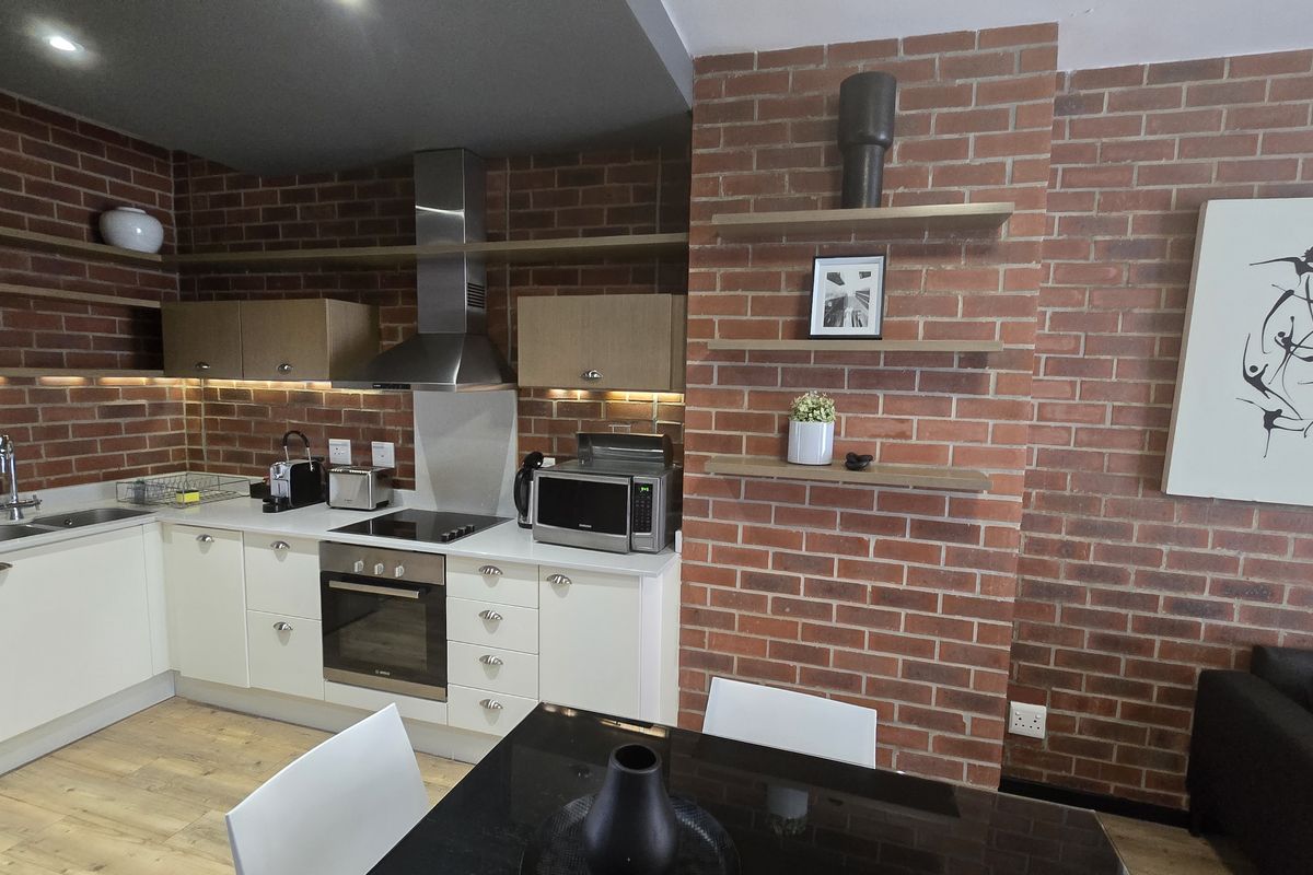 2 Bedroom Ground Floor Apartment for Sale at The Vantage Rosebank - Photo 4