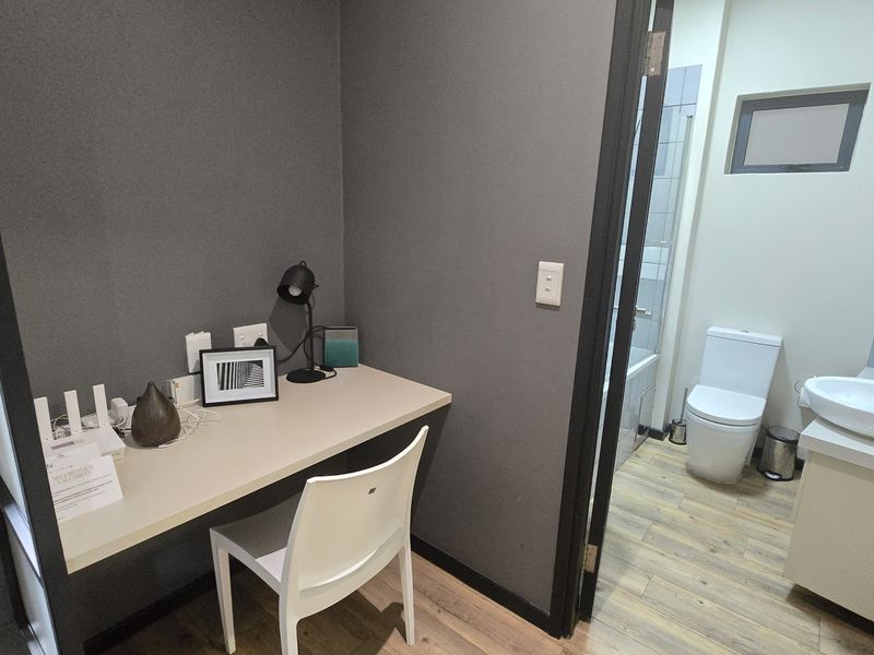 2 Bedroom Ground Floor Apartment for Sale at The Vantage Rosebank - Photo 10