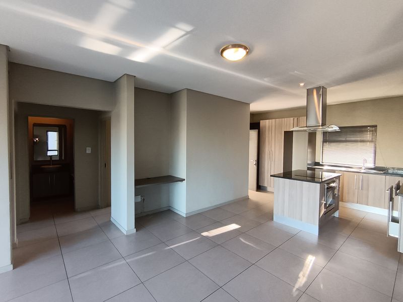 2 bedrooms 1 bathroom apartment available to rent - Photo 3