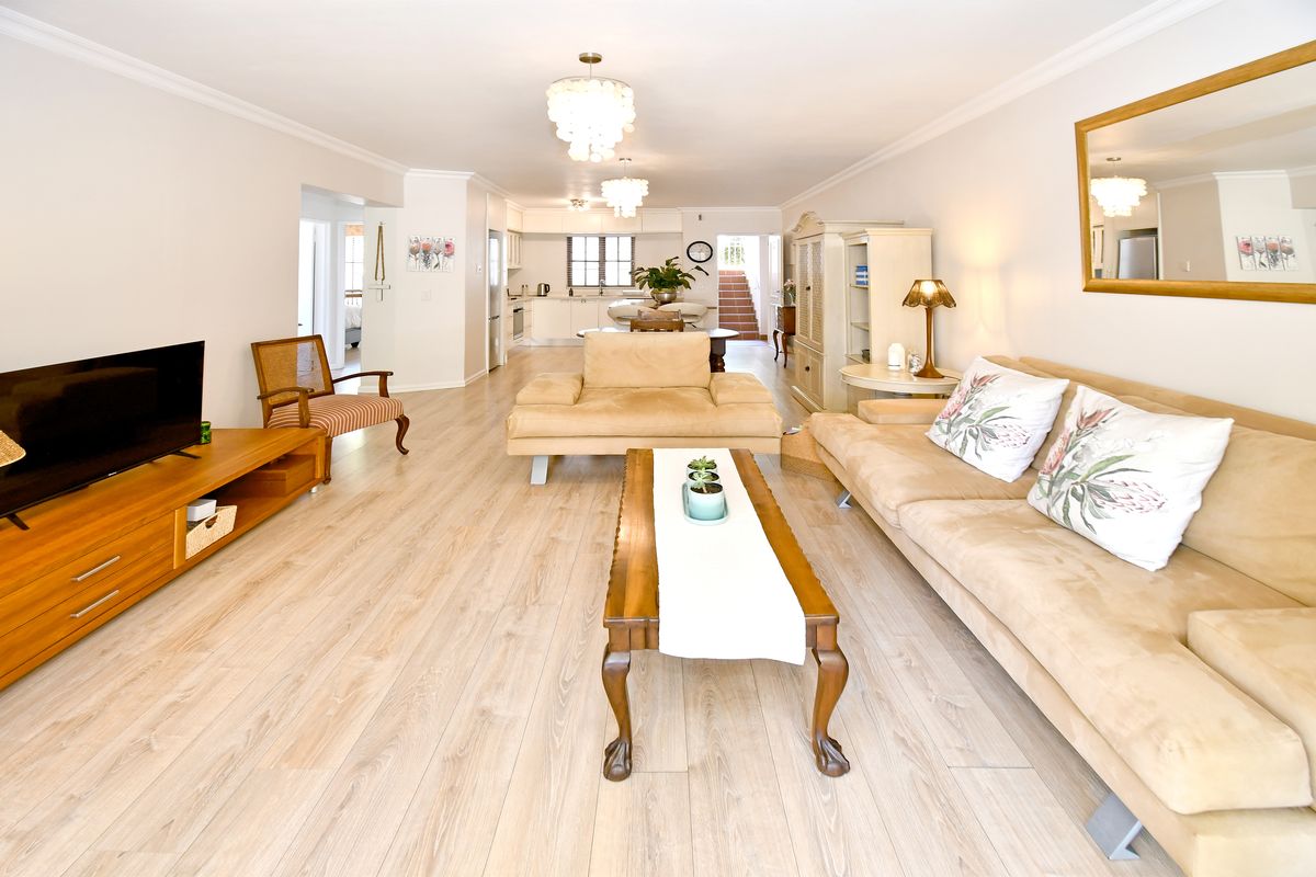 2 Bed 2 Bath Ground Floor Unit in Rivonia - Photo 4